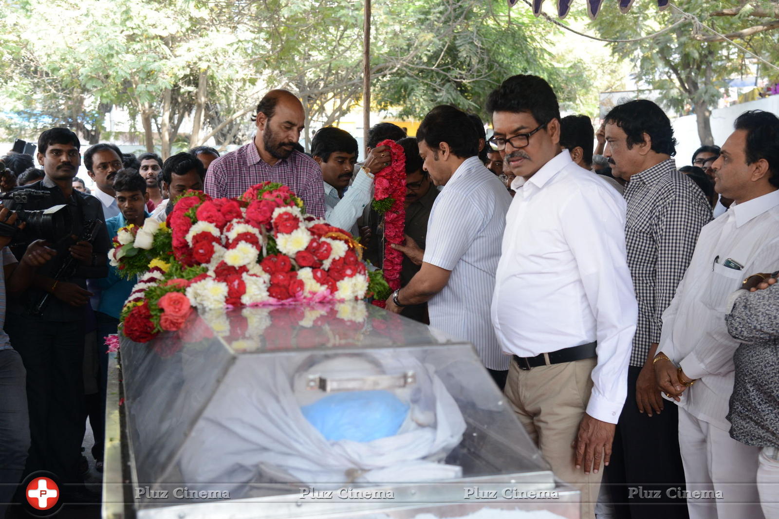 Celebs Pay Homage to Ranganath Photos | Picture 1182606