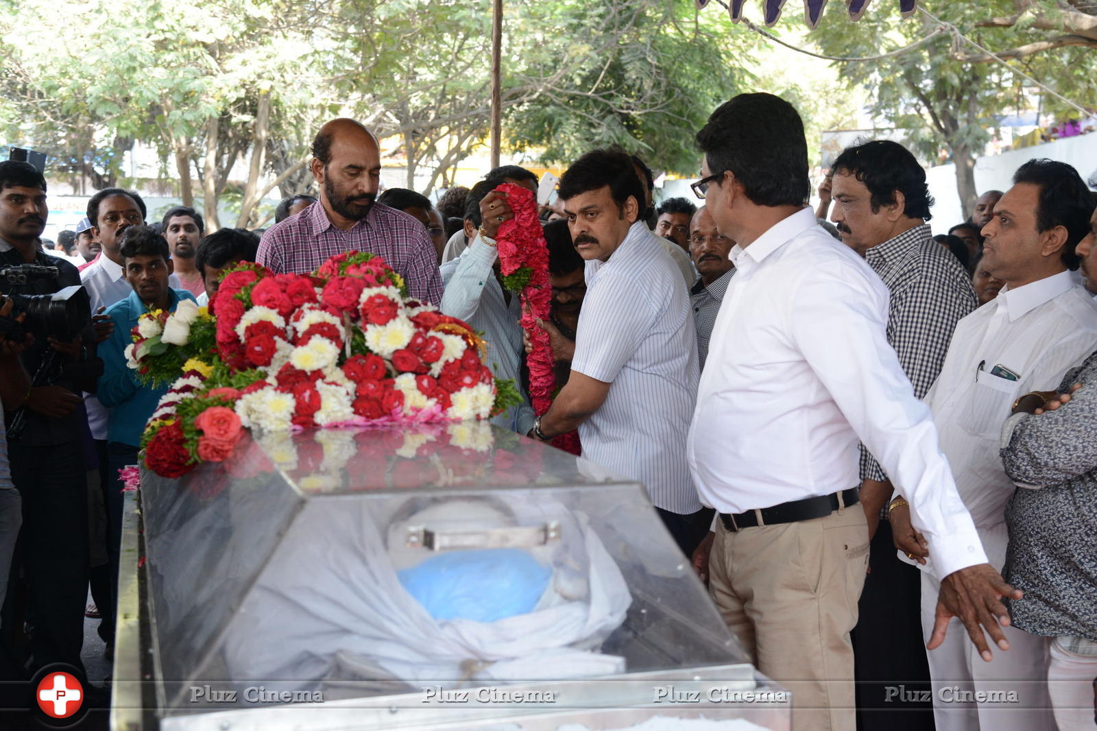 Celebs Pay Homage to Ranganath Photos | Picture 1182607