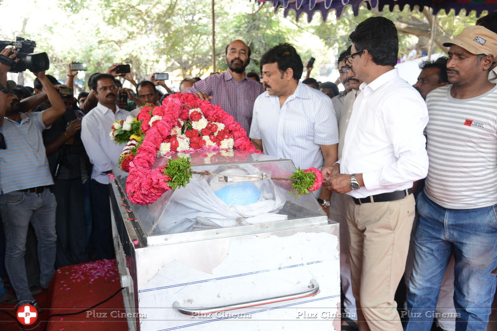 Celebs Pay Homage to Ranganath Photos | Picture 1182633