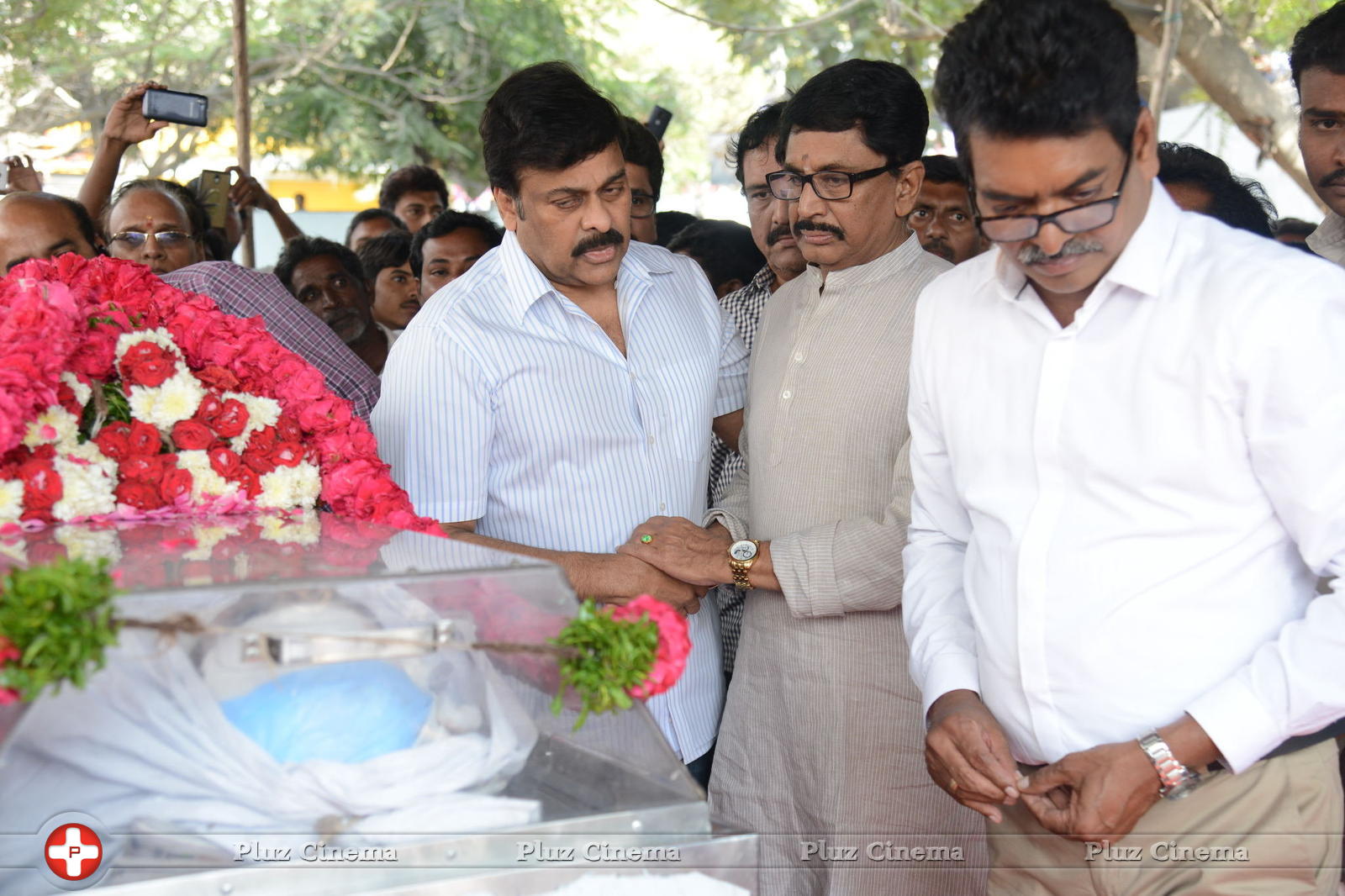 Celebs Pay Homage to Ranganath Photos | Picture 1182634