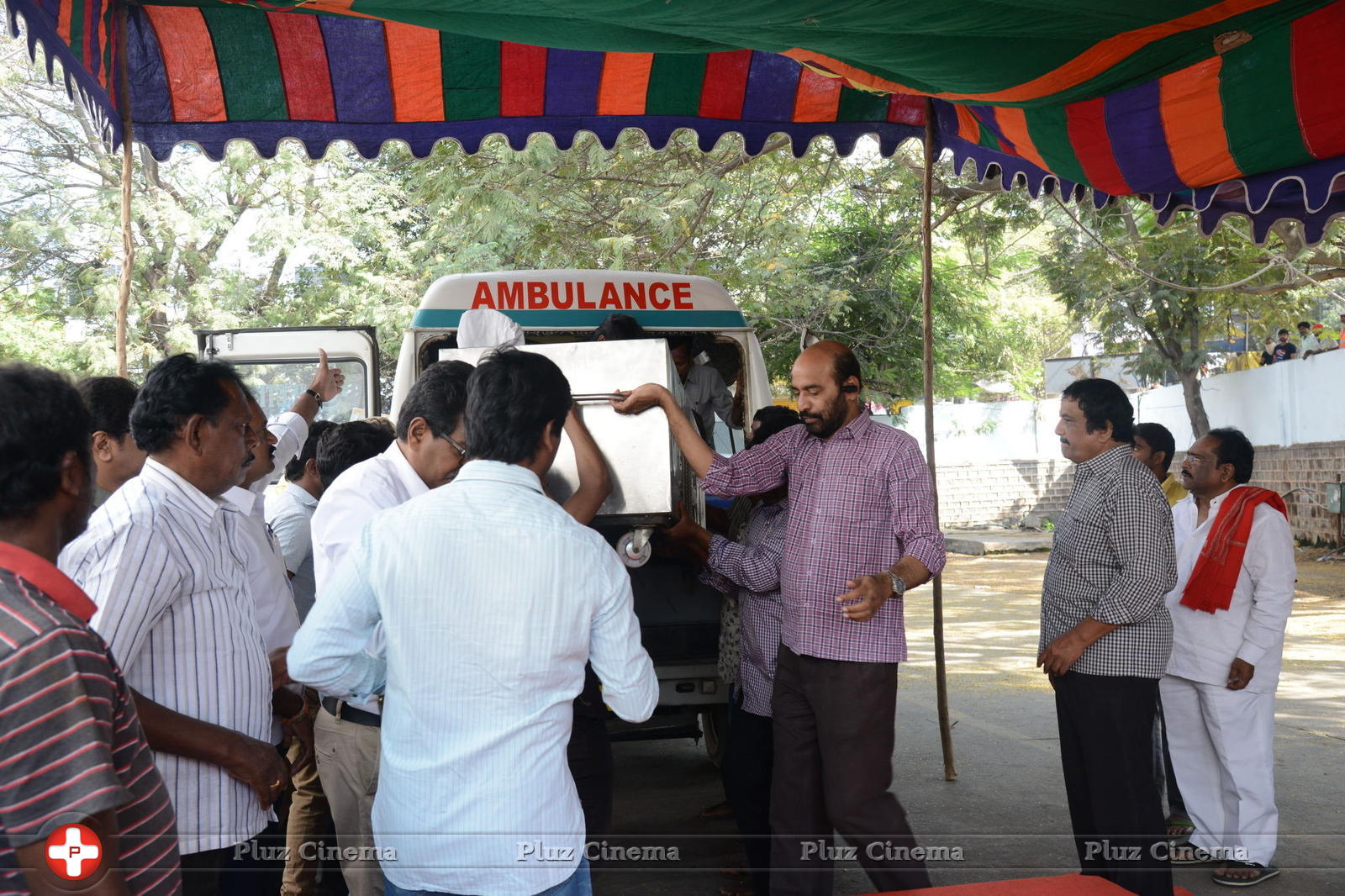Celebs Pay Homage to Ranganath Photos | Picture 1182674