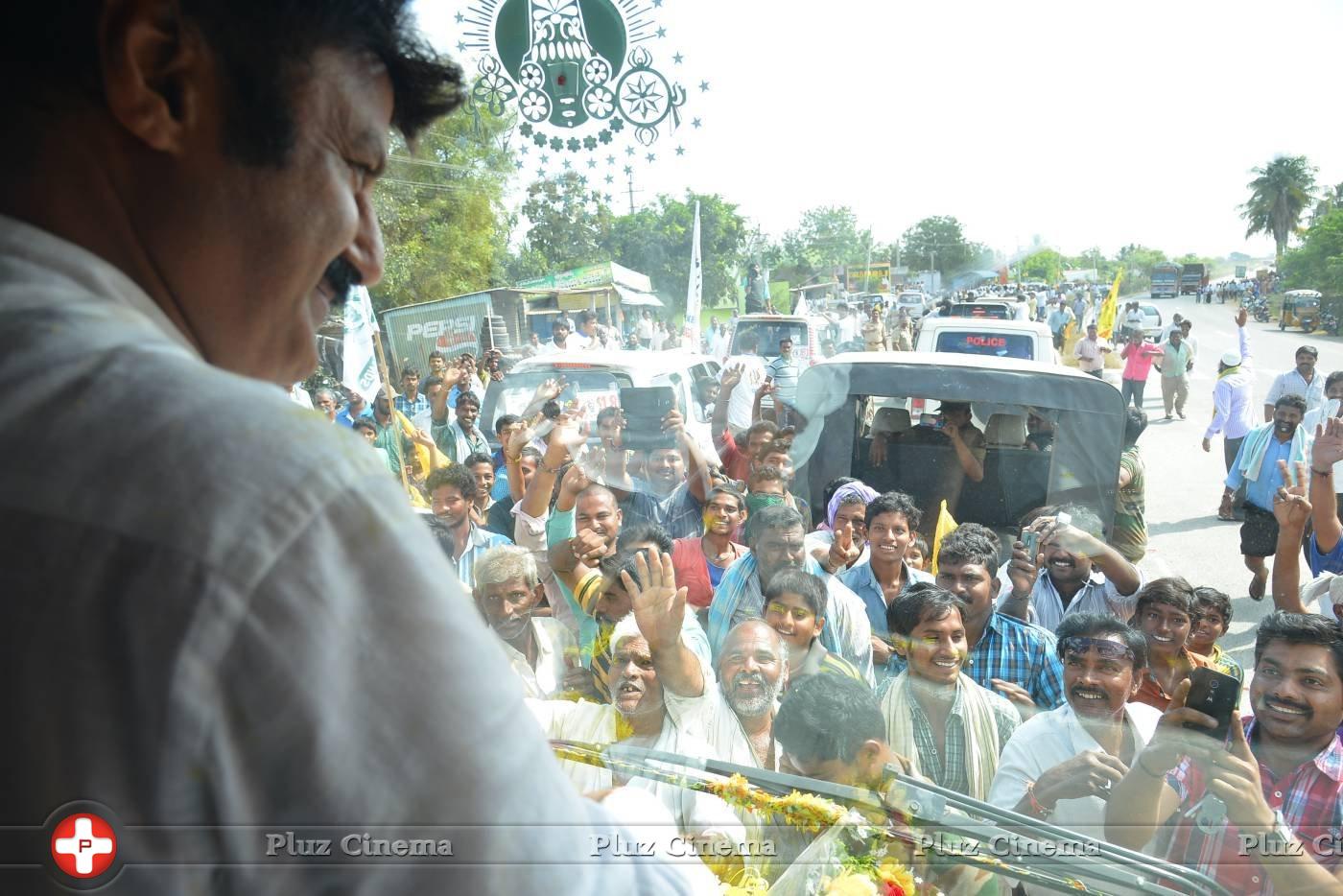 Nandamuri Balakrishna - Dictator Audio Launch Rally Hyderabad to Amaravathi Photos | Picture 1181985