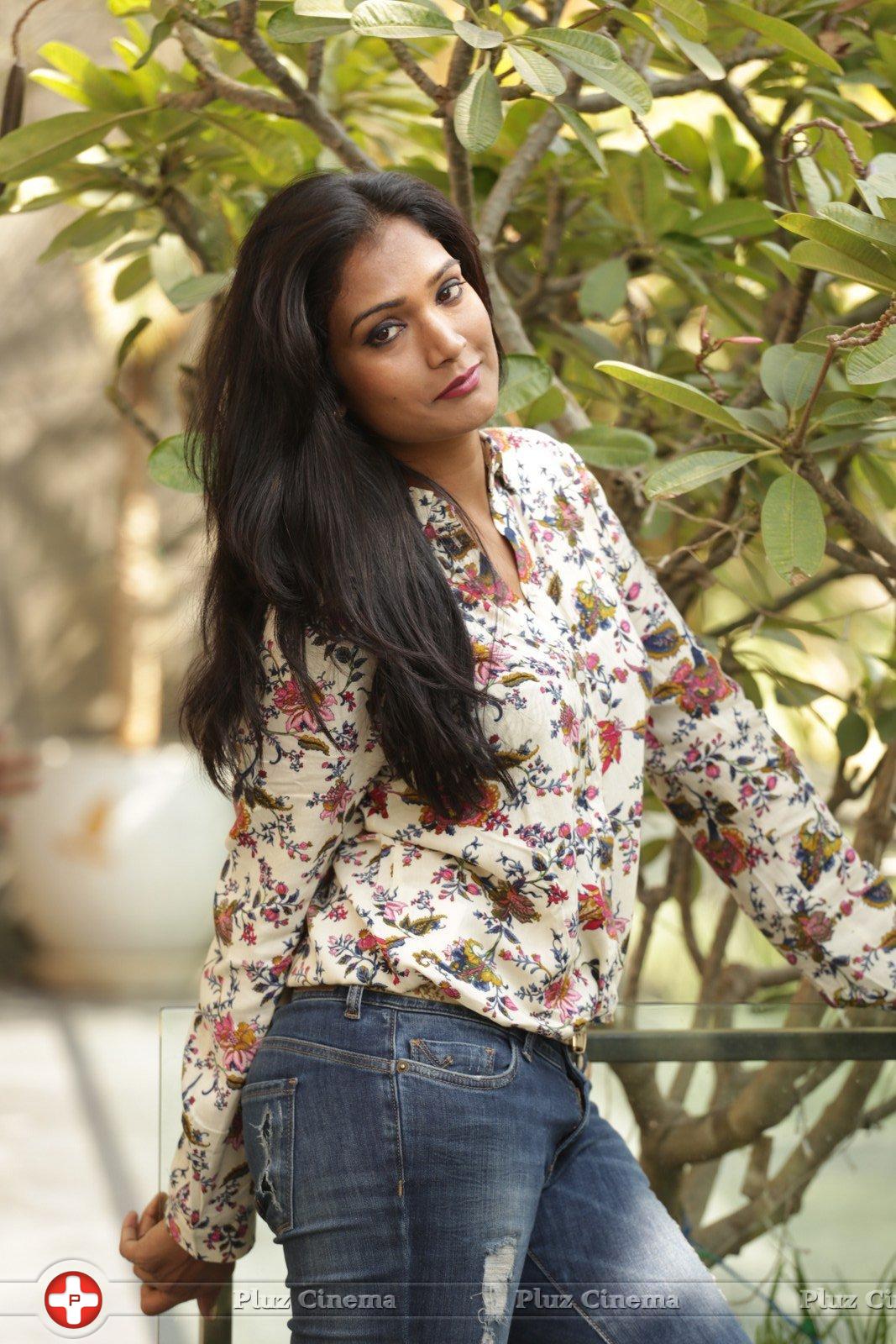 Ramya at Loafer Movie Press Meet Photos | Picture 1189309