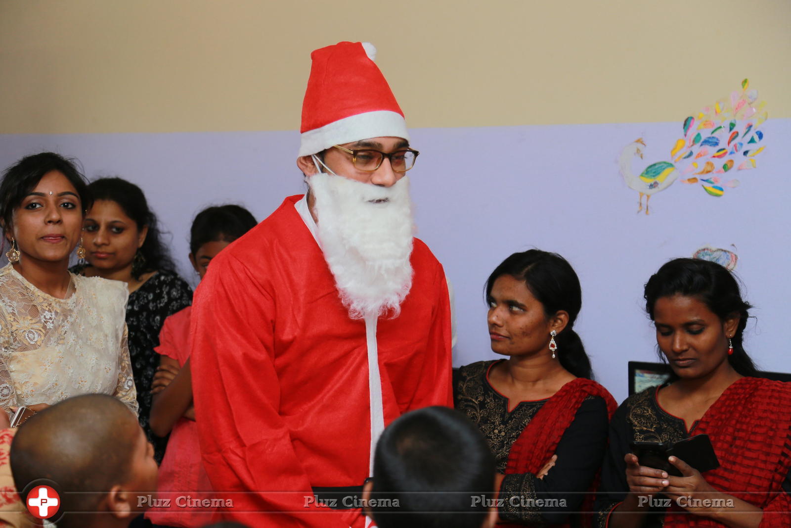 Varun Sandesh and Vithika Sheru Christmas celebrations at Desire society with HIV affected children Photos | Picture 1190094