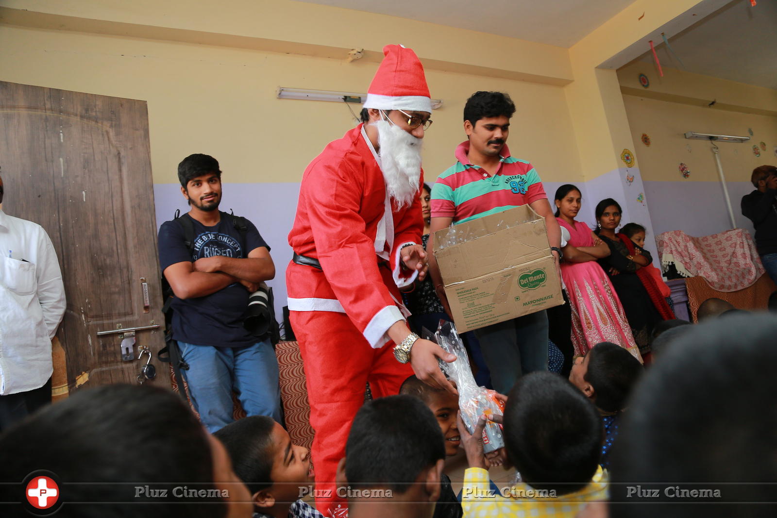 Varun Sandesh and Vithika Sheru Christmas celebrations at Desire society with HIV affected children Photos | Picture 1190100