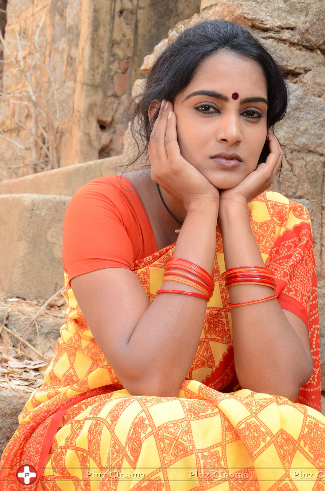 Himaja - Vetakodavallu Movie Working Stills | Picture 954109