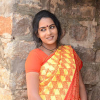 Himaja - Vetakodavallu Movie Working Stills | Picture 954043