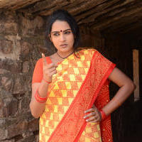 Himaja - Vetakodavallu Movie Working Stills | Picture 954063