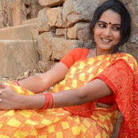 Himaja - Vetakodavallu Movie Working Stills | Picture 954096