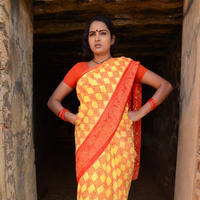 Himaja - Vetakodavallu Movie Working Stills | Picture 954118