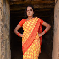 Himaja - Vetakodavallu Movie Working Stills | Picture 954119