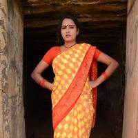 Himaja - Vetakodavallu Movie Working Stills | Picture 954120