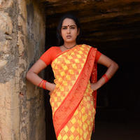 Himaja - Vetakodavallu Movie Working Stills | Picture 954125
