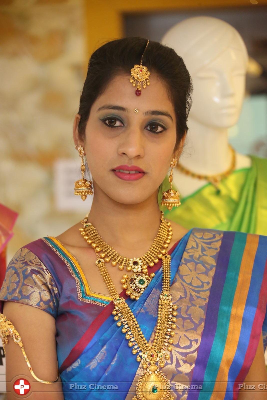 Ayesha at Vivaha Collection Launch Photos | Picture 957326