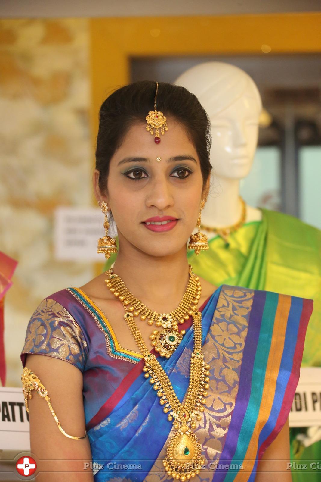 Ayesha at Vivaha Collection Launch Photos | Picture 957330