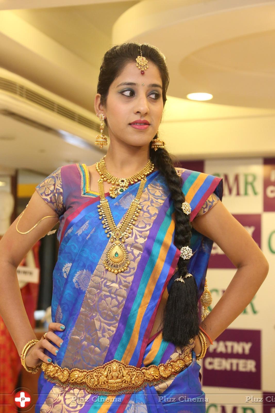 Ayesha - Vivaha Collection Launch at CMR Family Shopping Mall Patny Centre Stills | Picture 957478