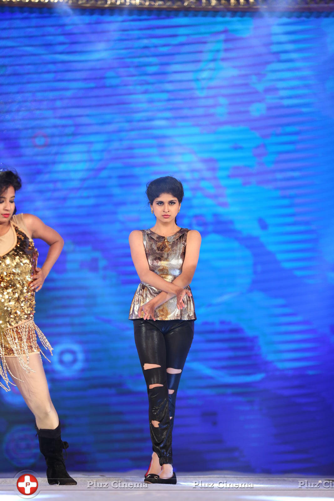 Naveena at Gama Awards 2014 Stills | Picture 959081