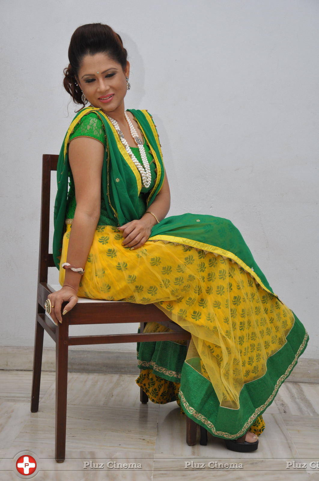 Anchor Shilpa Chakravarthy at Taravatha Katha Trailer Launch Stills | Picture 958208