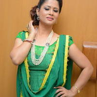 Anchor Shilpa Chakravarthy at Taravatha Katha Trailer Launch Stills | Picture 958100
