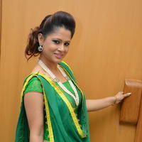 Anchor Shilpa Chakravarthy at Taravatha Katha Trailer Launch Stills | Picture 958148