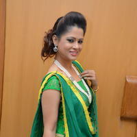 Anchor Shilpa Chakravarthy at Taravatha Katha Trailer Launch Stills | Picture 958150