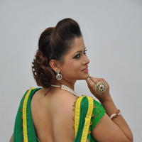Anchor Shilpa Chakravarthy at Taravatha Katha Trailer Launch Stills | Picture 958171