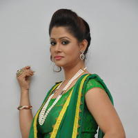 Anchor Shilpa Chakravarthy at Taravatha Katha Trailer Launch Stills | Picture 958178
