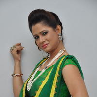 Anchor Shilpa Chakravarthy at Taravatha Katha Trailer Launch Stills | Picture 958180