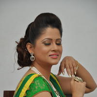 Anchor Shilpa Chakravarthy at Taravatha Katha Trailer Launch Stills | Picture 958212