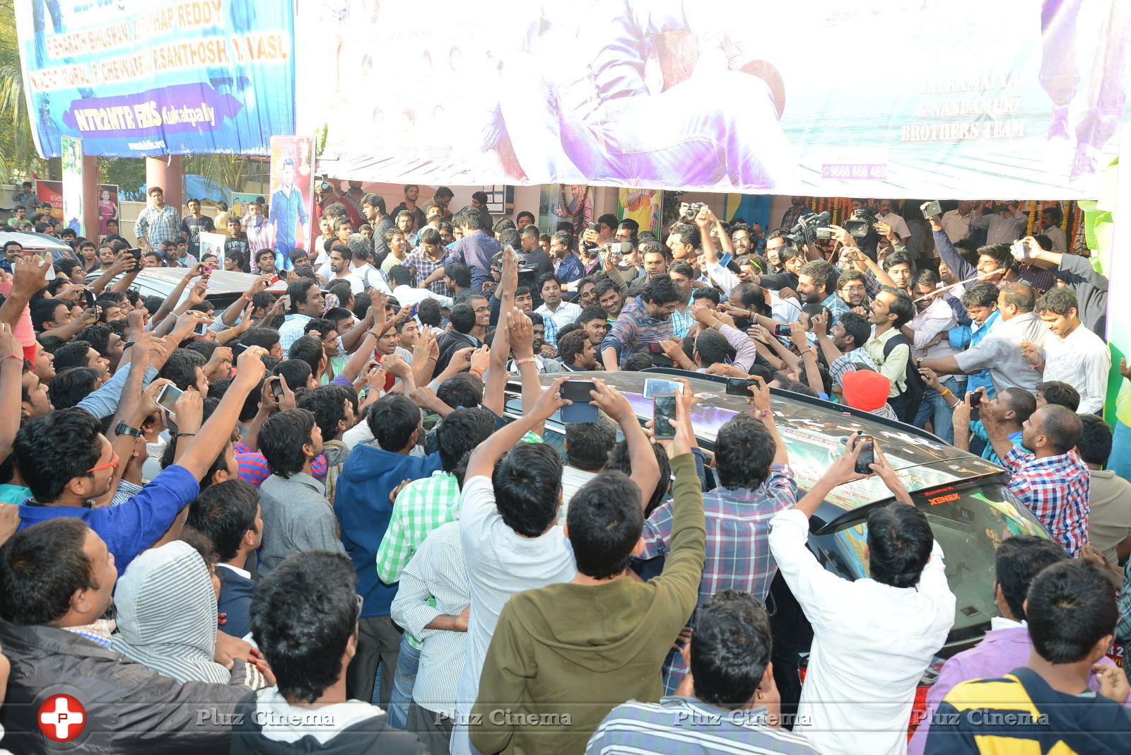 Temper Movie Release Hangama in Hyderabad Photos | Picture 962315