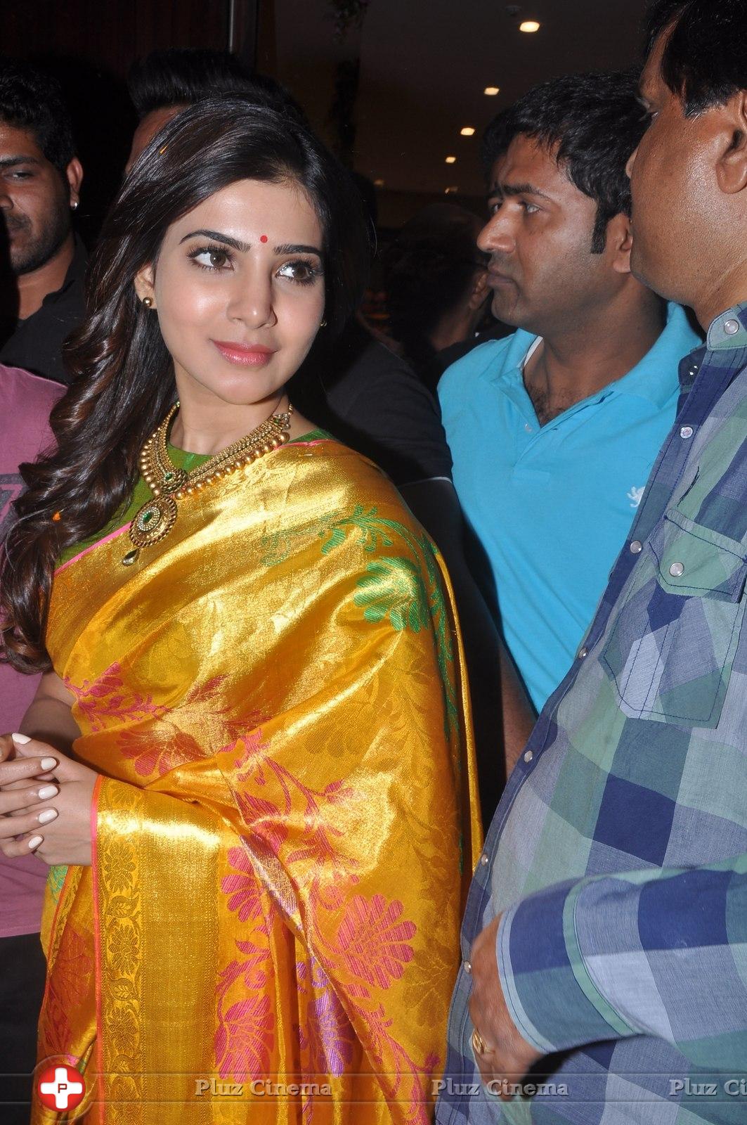 Samantha at South India Shopping Mall Launch Stills | Picture 969087