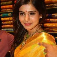 Samantha at South India Shopping Mall Launch Stills | Picture 969081