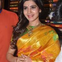 Samantha at South India Shopping Mall Launch Stills | Picture 969097