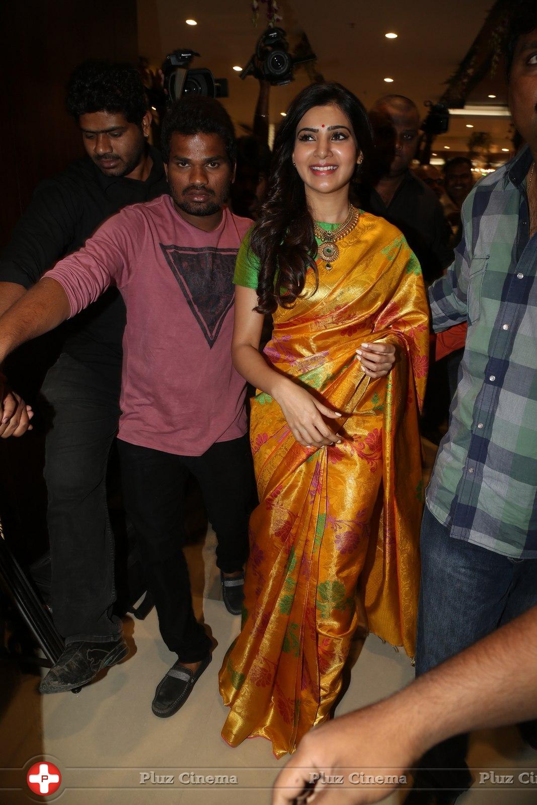 Samantha Ruth Prabhu - South India Shopping Mall Launch Photos | Picture 969047