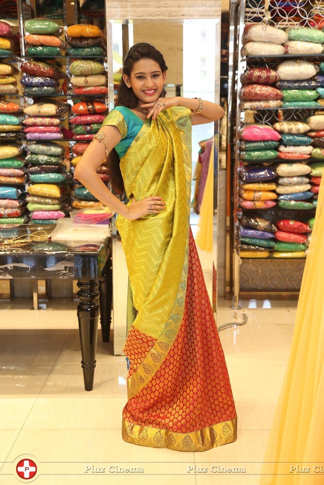 Shweta Jadhav at CMR Designer Bridal Collection Launch Photos | Picture 969490