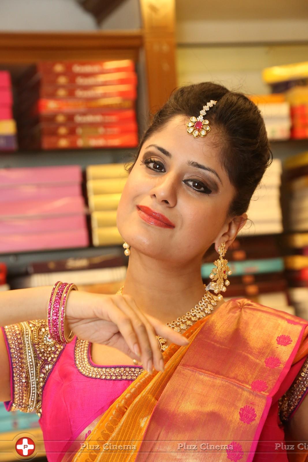 Anukriti Sharma at Kalanikethan New Wedding Collection Launch Photos | Picture 976680