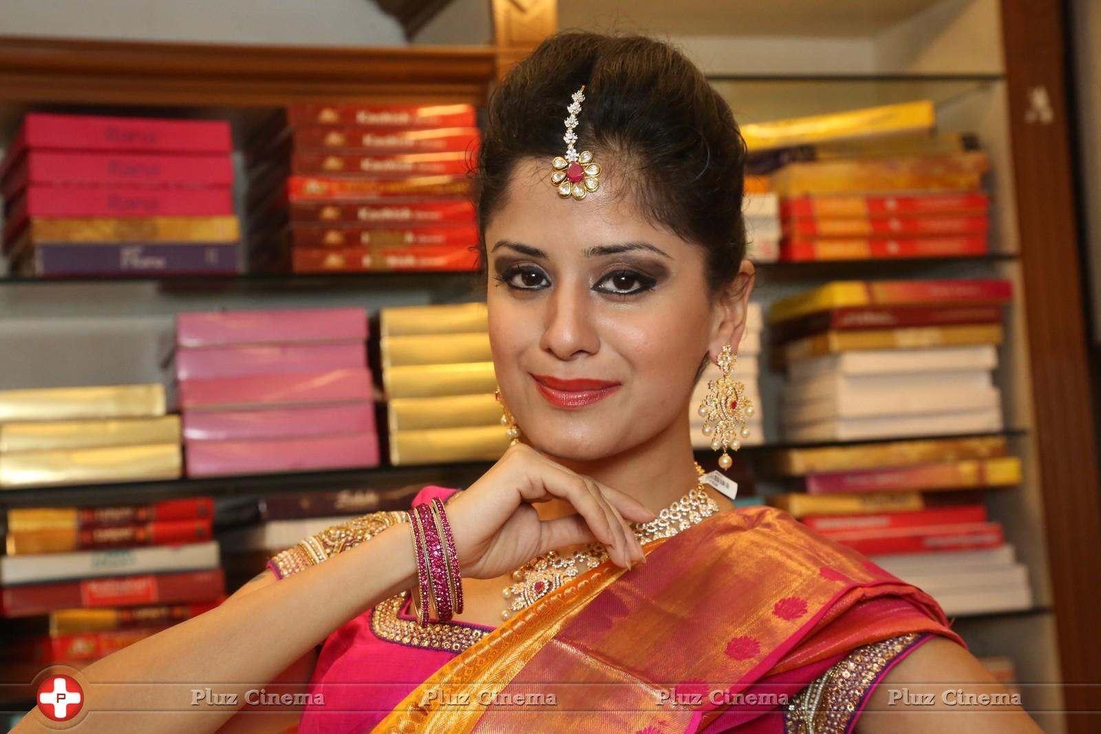 Anukriti Sharma at Kalanikethan New Wedding Collection Launch Photos | Picture 976685