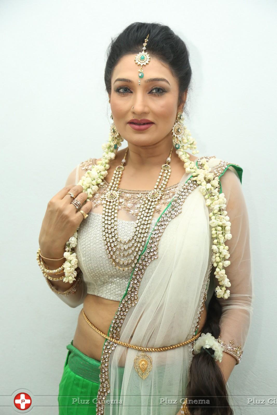 Ramya Sri at O Malli Audio Launch Photos | Picture 975928