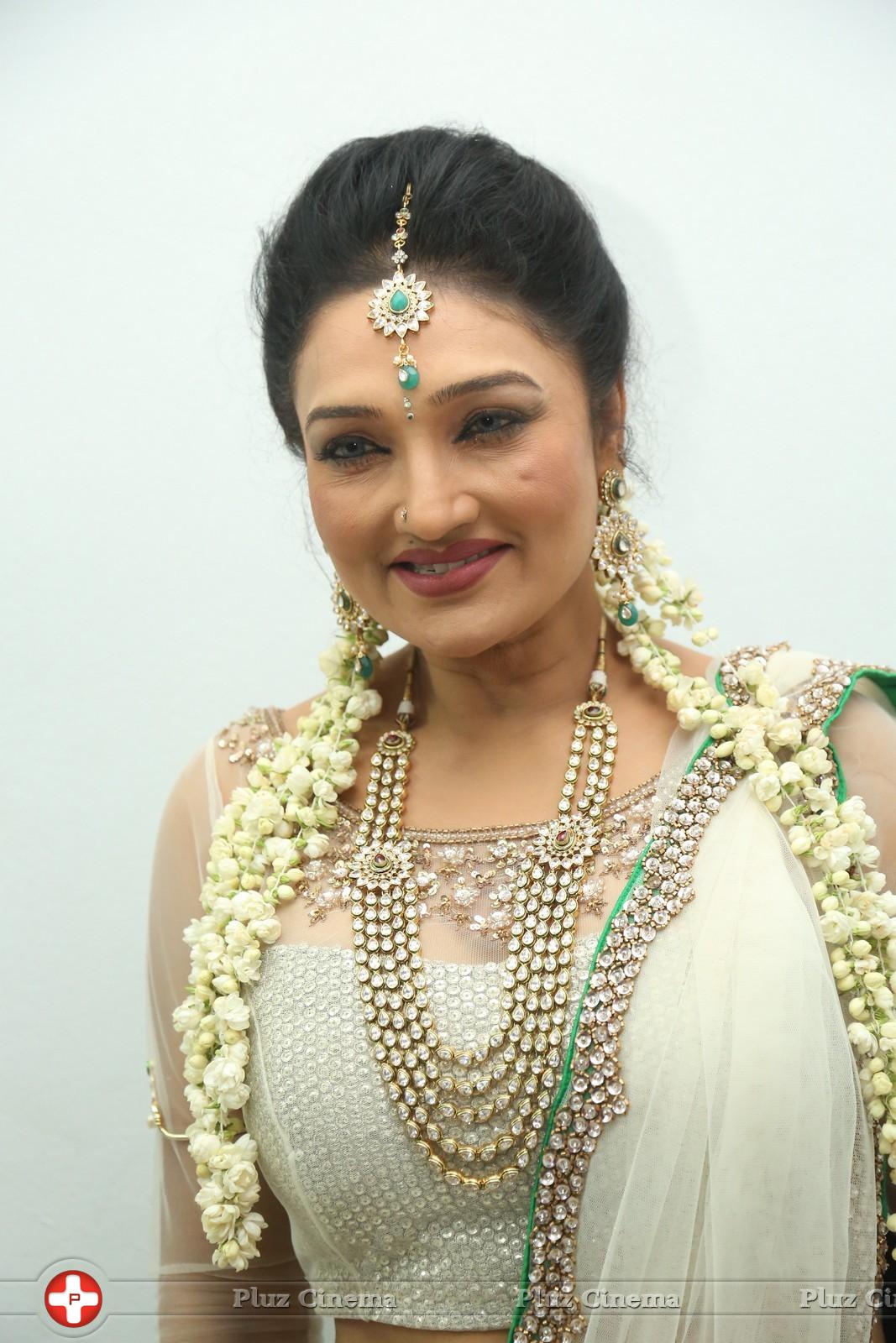 Ramya Sri at O Malli Audio Launch Photos | Picture 975935