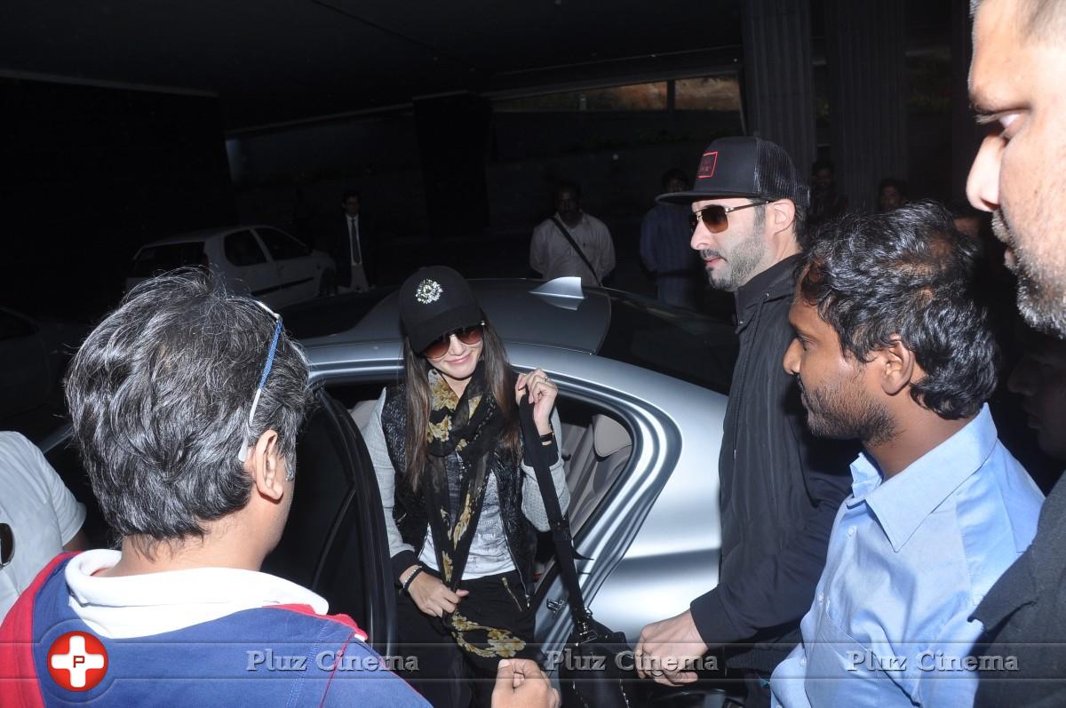 Sunny Leone - Sunny Leone Arrived Hyderabad for New Year Bash Stills | Picture 923849