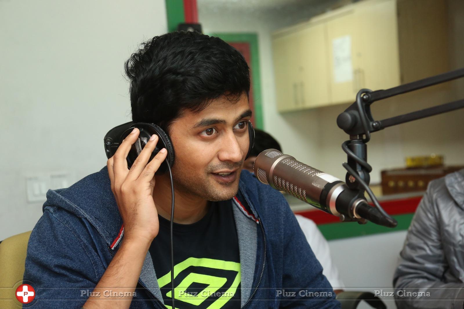 Rahul Ravindran - Hyderabad Love Story Team at Radio Mirchi Photos | Picture 929936