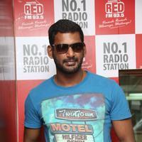 Vishal Krishna - Maga Maharaju Team at Red FM Photos | Picture 929101