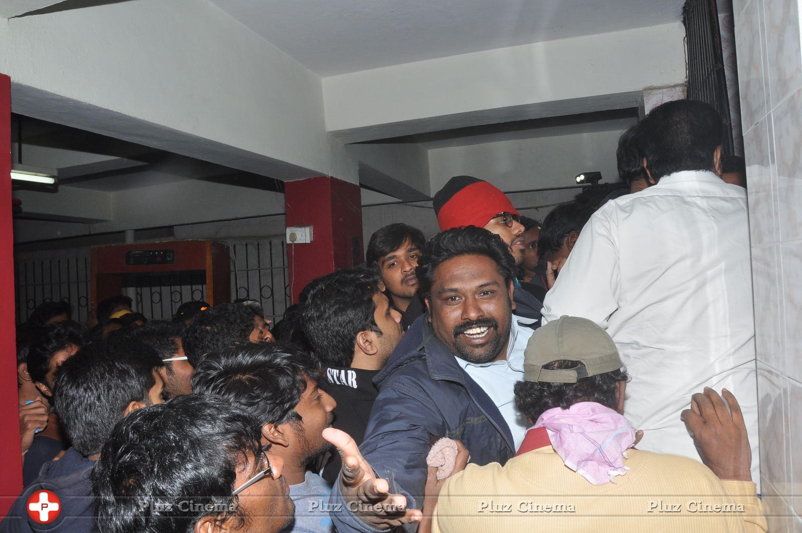 Gopala Gopala Special Show at Shiva Parvathi Theater Stills | Picture 930585