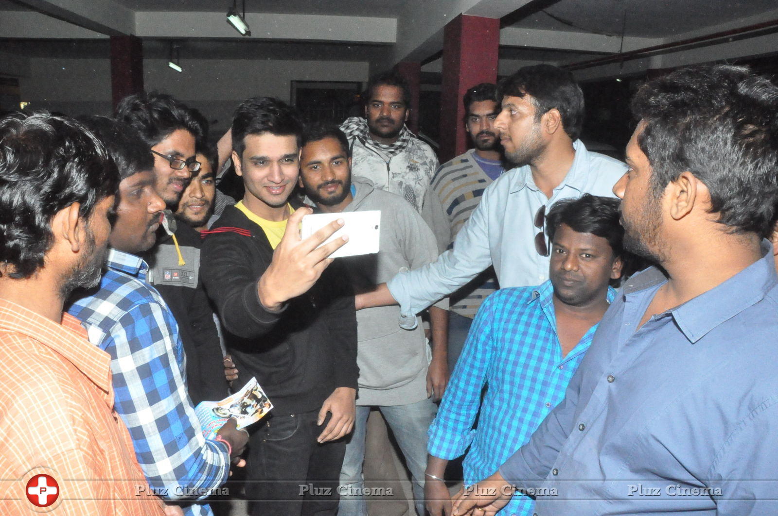 Gopala Gopala Special Show at Shiva Parvathi Theater Stills | Picture 930658