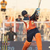 CCL 5 Mumbai Heroes Vs Veer Marathi Match Stills | Picture 932372