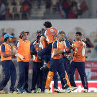 CCL 5 Mumbai Heroes Vs Veer Marathi Match Stills | Picture 932388