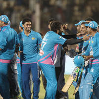 CCL 5 Mumbai Heroes Vs Veer Marathi Match Stills | Picture 932396