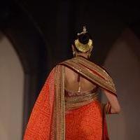 Lisa Haydon walks for Tarun Tahiliani Azva show in Hyderabad | Picture 936151