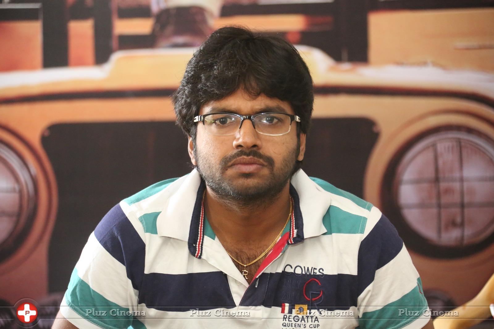 Anil Ravipudi Director Interview Stills | Picture 939944