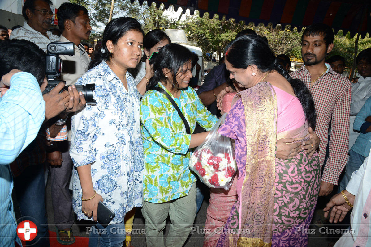 Celebs Pays Condolences to MS Narayana Photos | Picture 941644